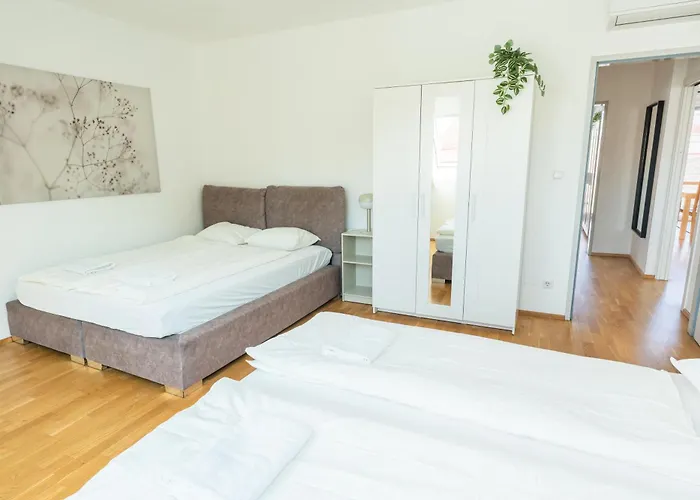 Luxury Penthouse With Rooftop Terrace Apartamento