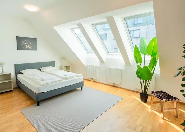 Luxury Penthouse With Rooftop Terrace Viena