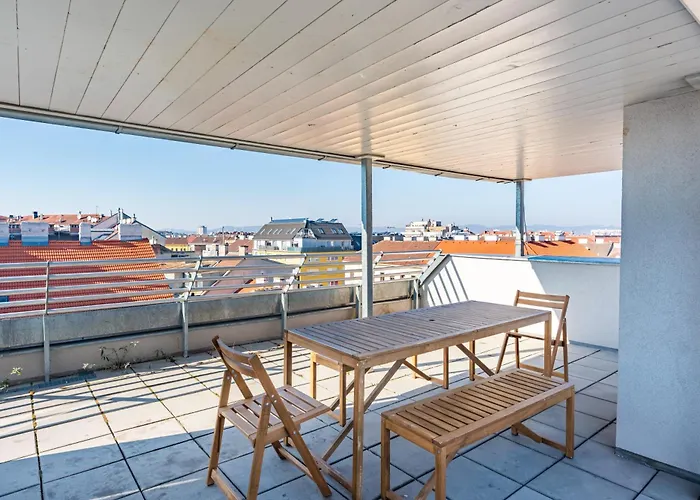 Luxury Penthouse With Rooftop Terrace